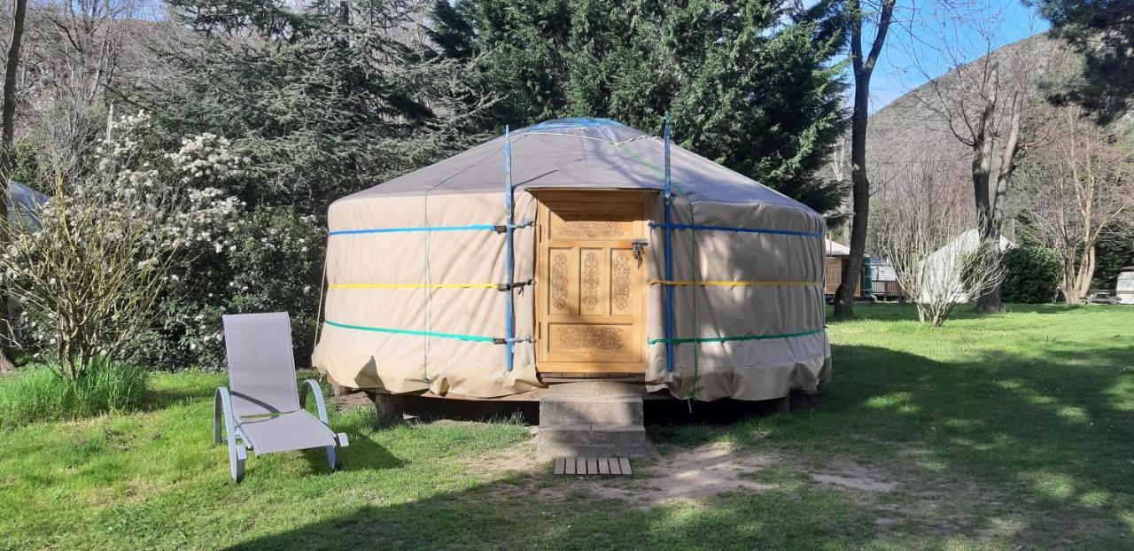 Camping Ushuaia Villages Le Viaduc Arlebosc Екстер'єр фото